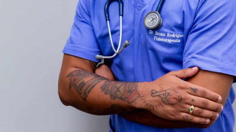 Como emitir nota fiscal de um serviço de fisioterapia pélvica? Como emitir nota fiscal de um serviço de fisioterapia pélvica?