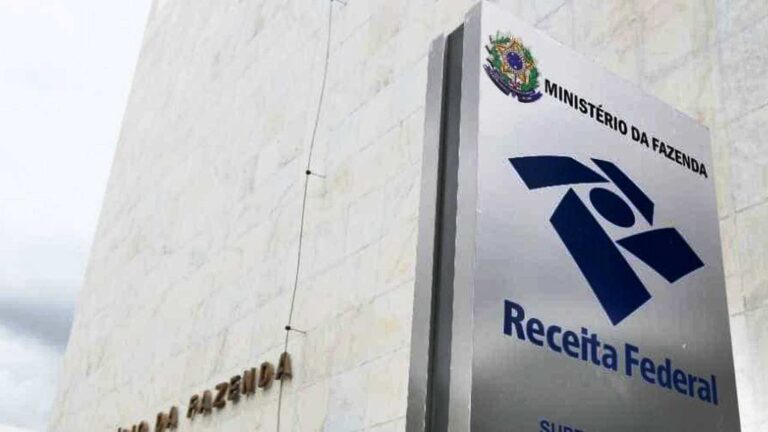 Como faço para pagar à Receita Federal? Como faço para pagar à Receita Federal?
